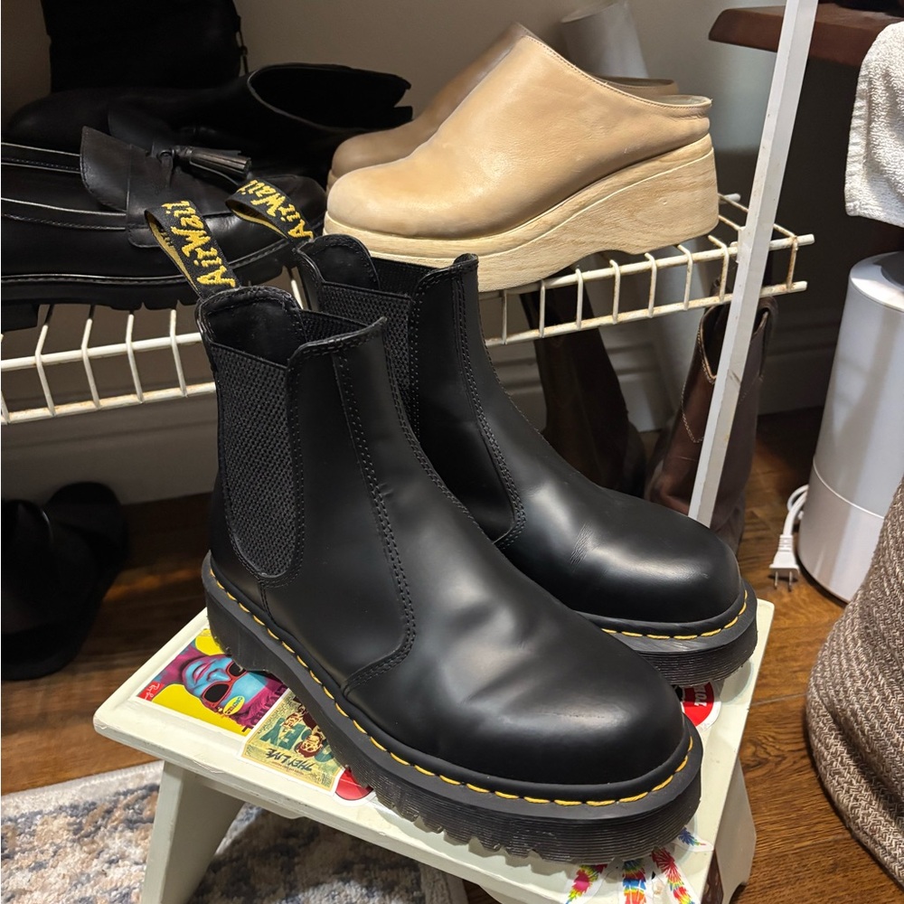 Dr. Martens 2976 Bex Chelsea Boots - Picture 4 of 6